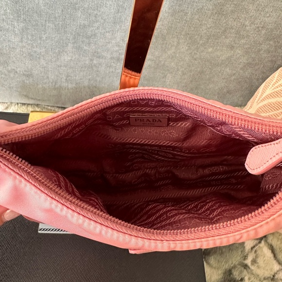 Prada Pink Nylon Mini Re-Edition 2000 Shoulder Bag - Picture 6 of 8